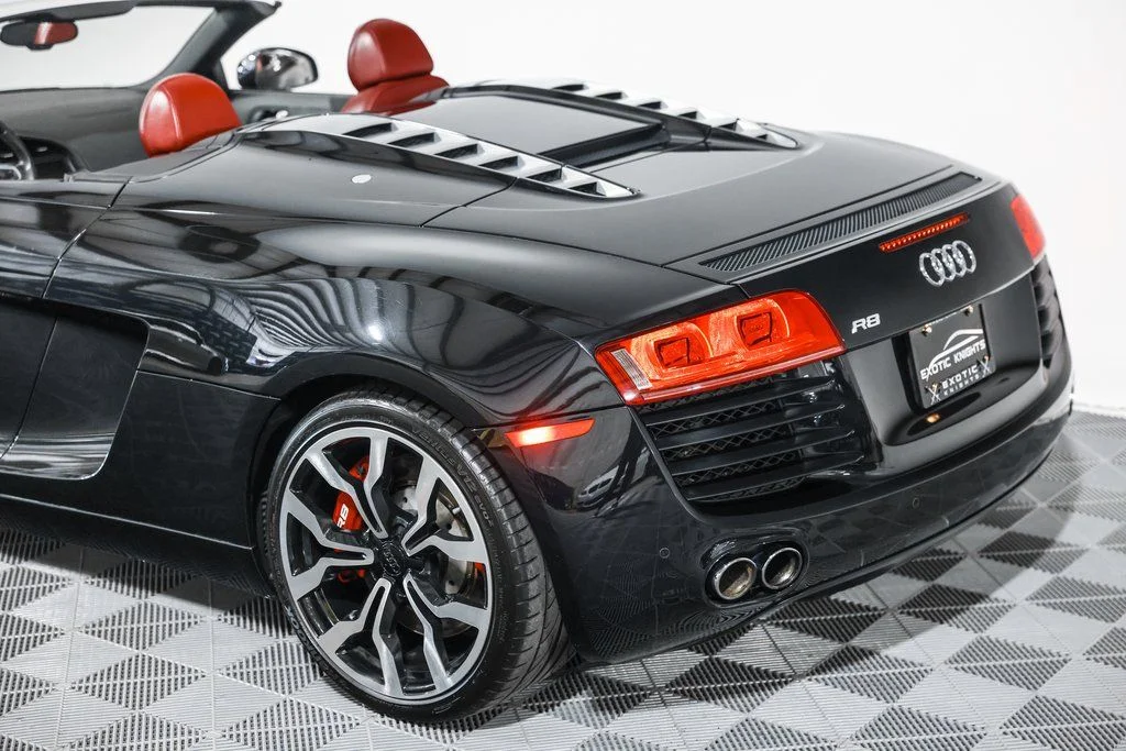 2011 Audi R8 Base - Photo 17