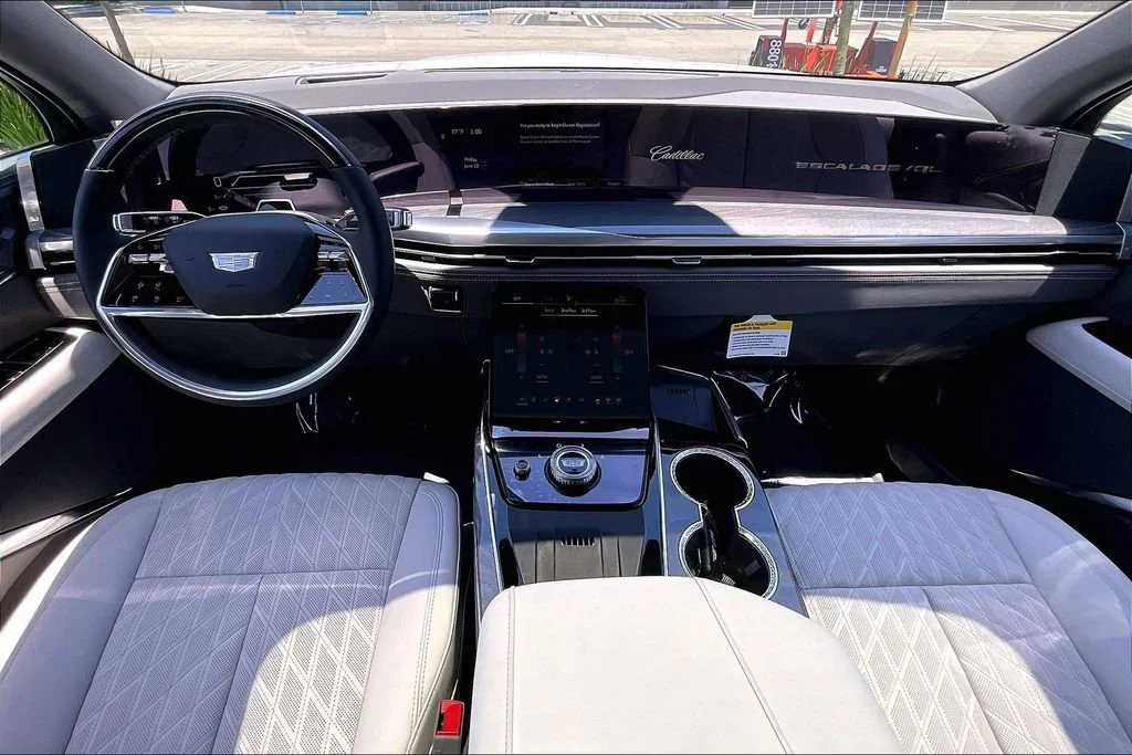 New 2026 Vibrant White Tricoat Cadillac Luxury image 7