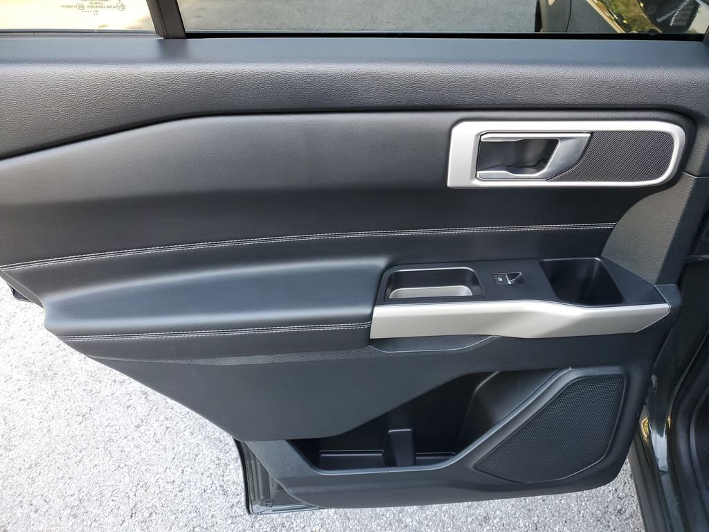 Used 2022 Green Ford XLT image 10