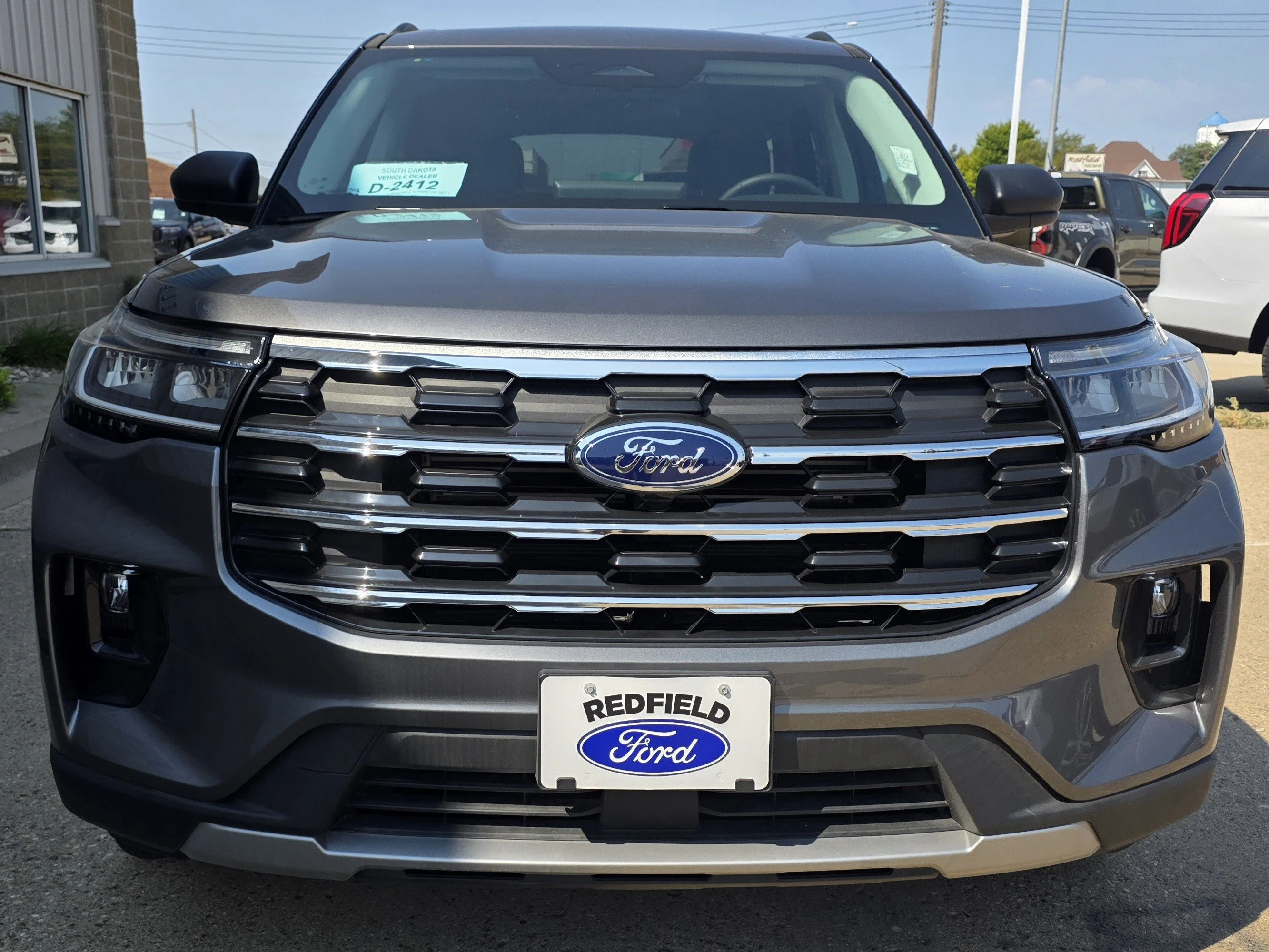 2026 Ford Explorer Active - Photo 2