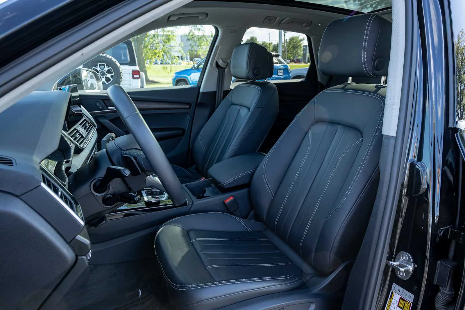 Used 2024 Brilliant Black Audi Premium image 27