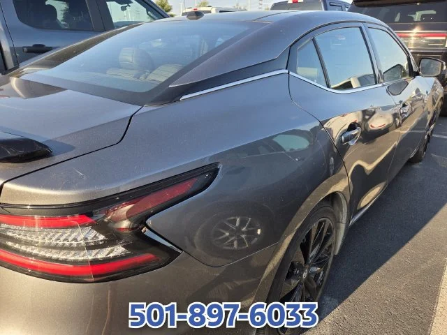 Used 2022 Gray Nissan SR image 7