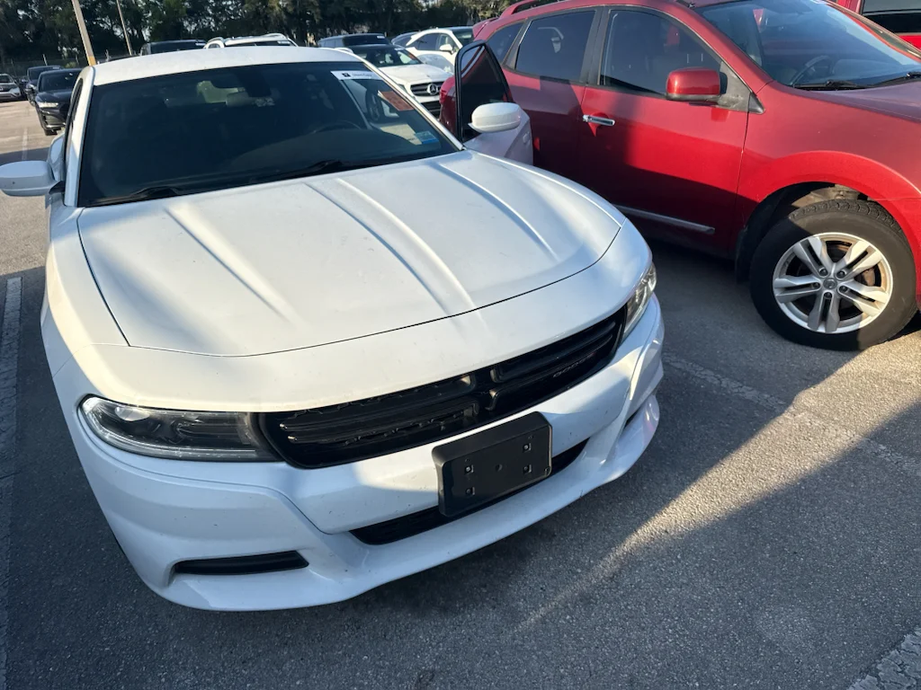 Used 2022 White Knuckle Clearcoat Dodge SXT image 4