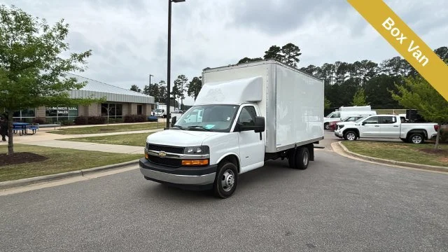 Used 2023 SUMMIT WHITE Chevrolet Work Van image 2