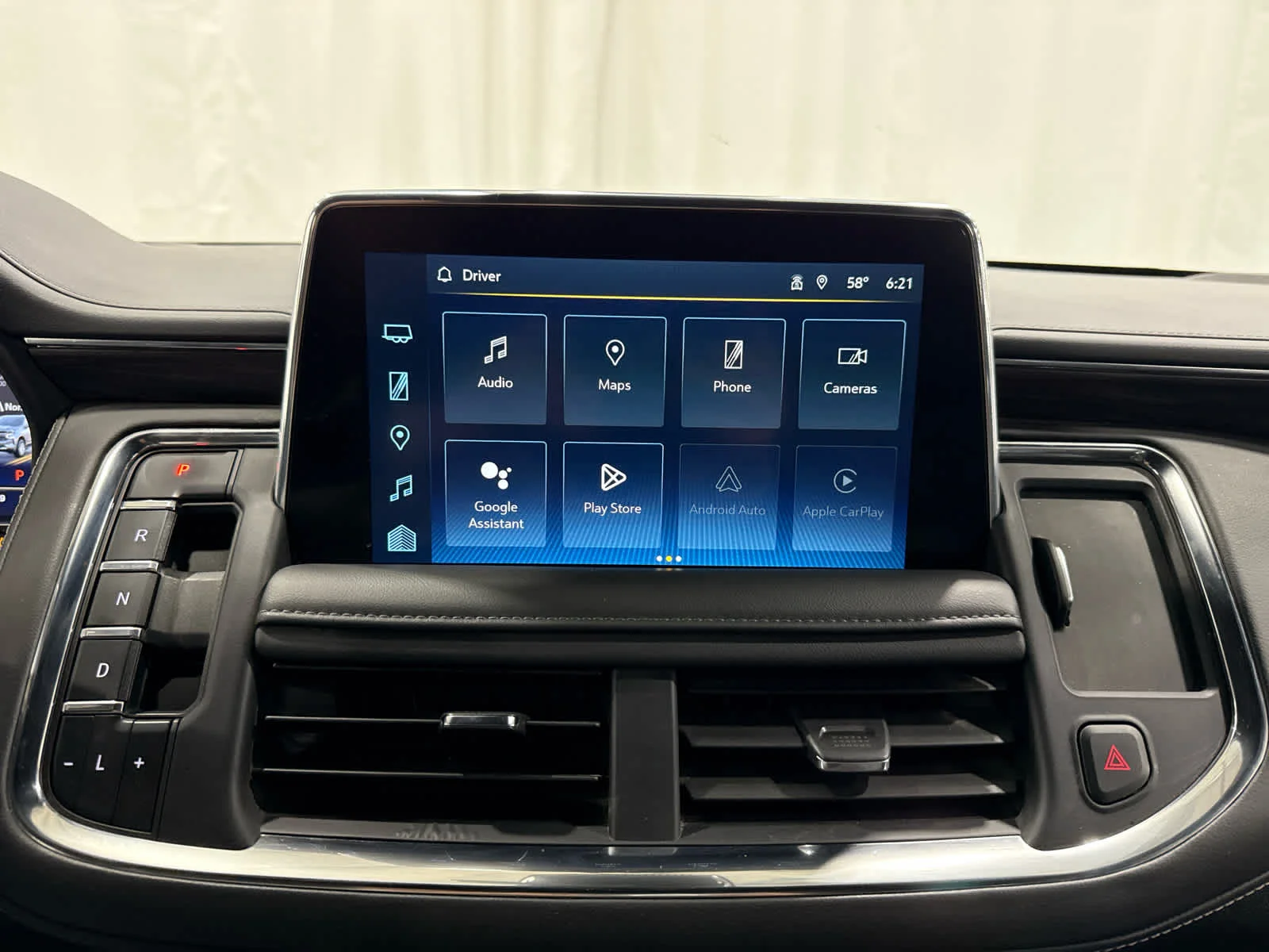 Used 2024 Summit White Chevrolet LT image 27