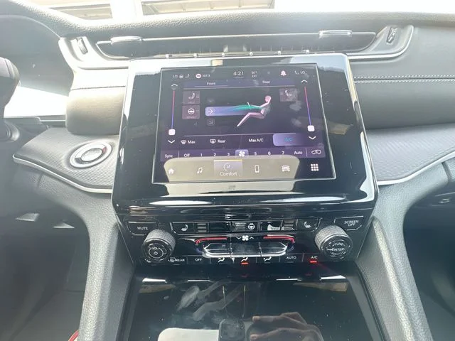 New 2026 Silver Zynith Jeep Laredo image 20