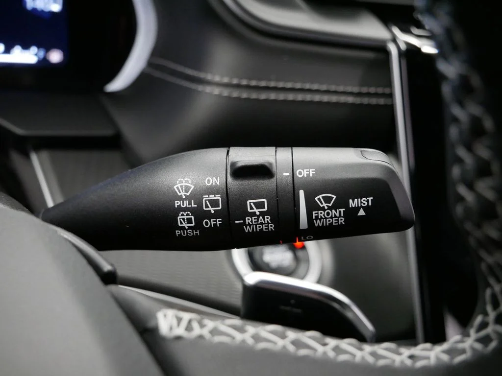 2025 Jeep Grand Cherokee Laredo - Photo 29