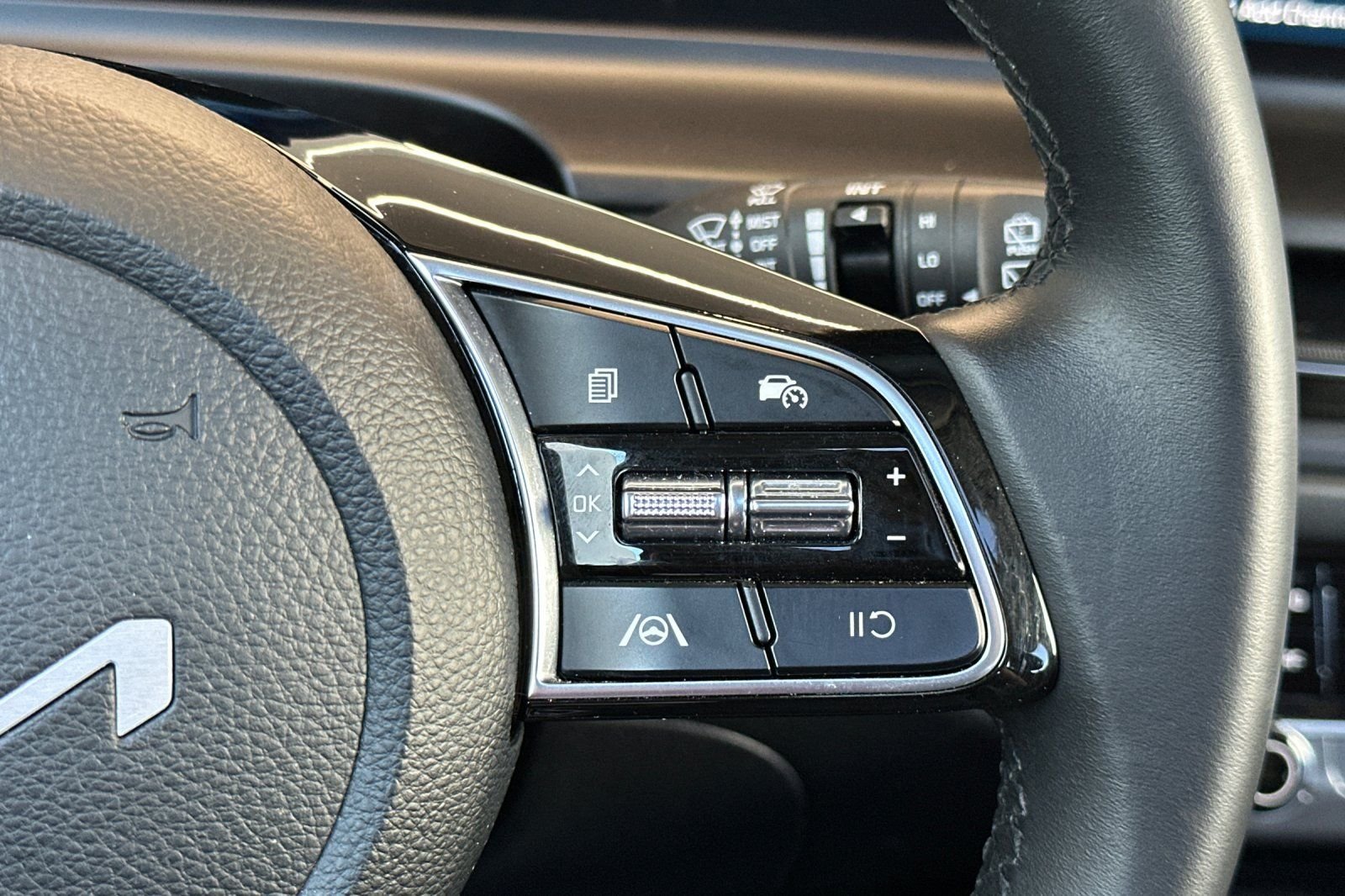 Used 2025 Gray Kia EX image 29