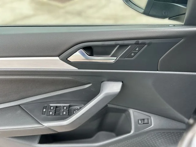 New 2026 Silver Volkswagen 1.5T Sport image 14