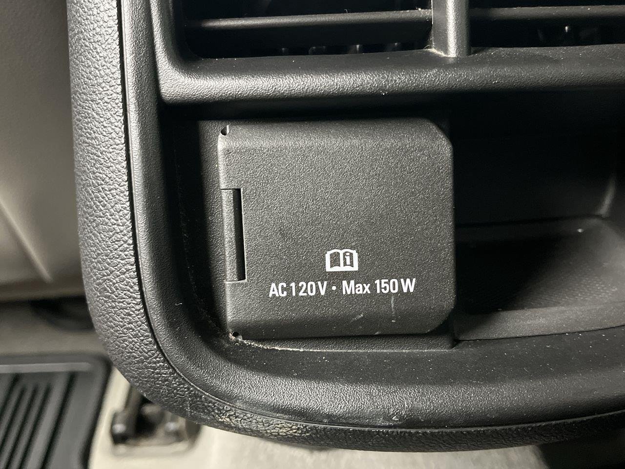 Used 2014 Black Chevrolet LT image 11