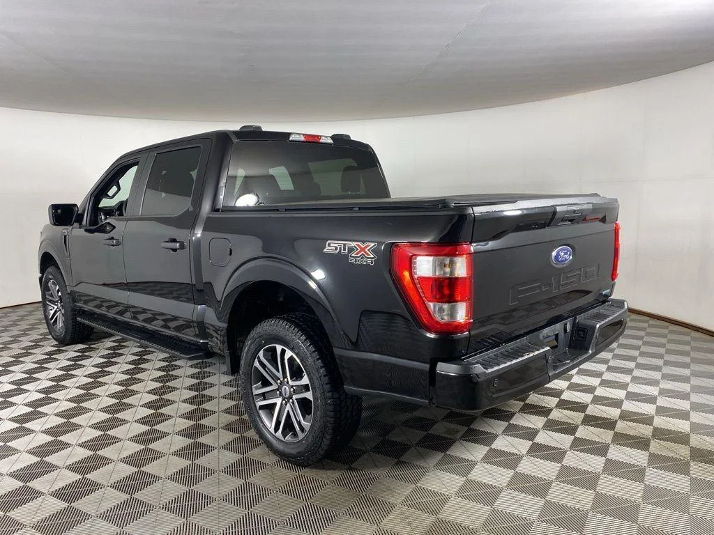 Used 2023 Agate Black Metallic Ford XL image 10