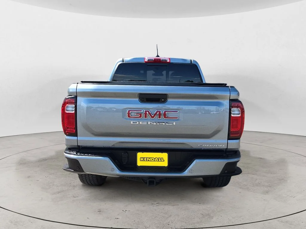 2024 GMC Canyon Denali - Photo 4