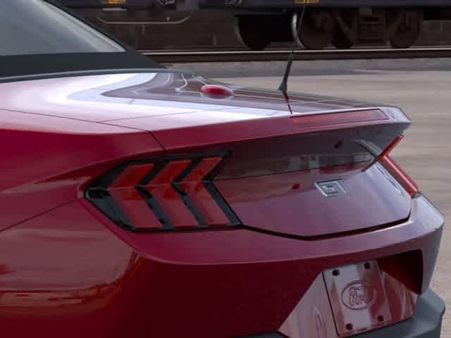 New 2026 Molten Magenta Metallic Tinted Clearcoat Ford GT Premium image 22