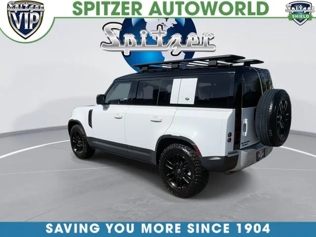 Used 2023 White Land Rover S image 8