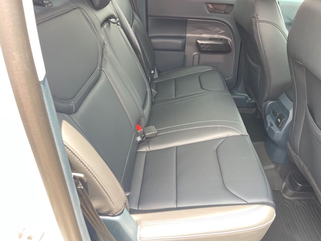 2025 Ford Maverick Lariat - Photo 13
