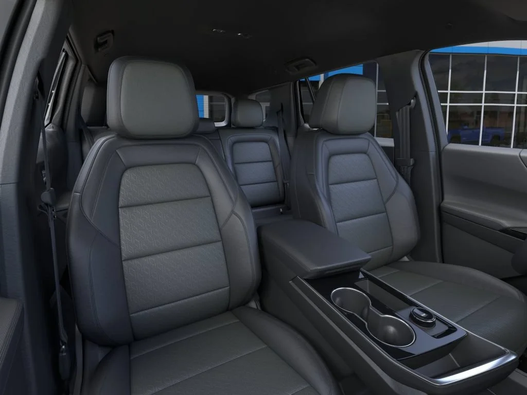 2027 Chevrolet Equinox LT - Photo 17