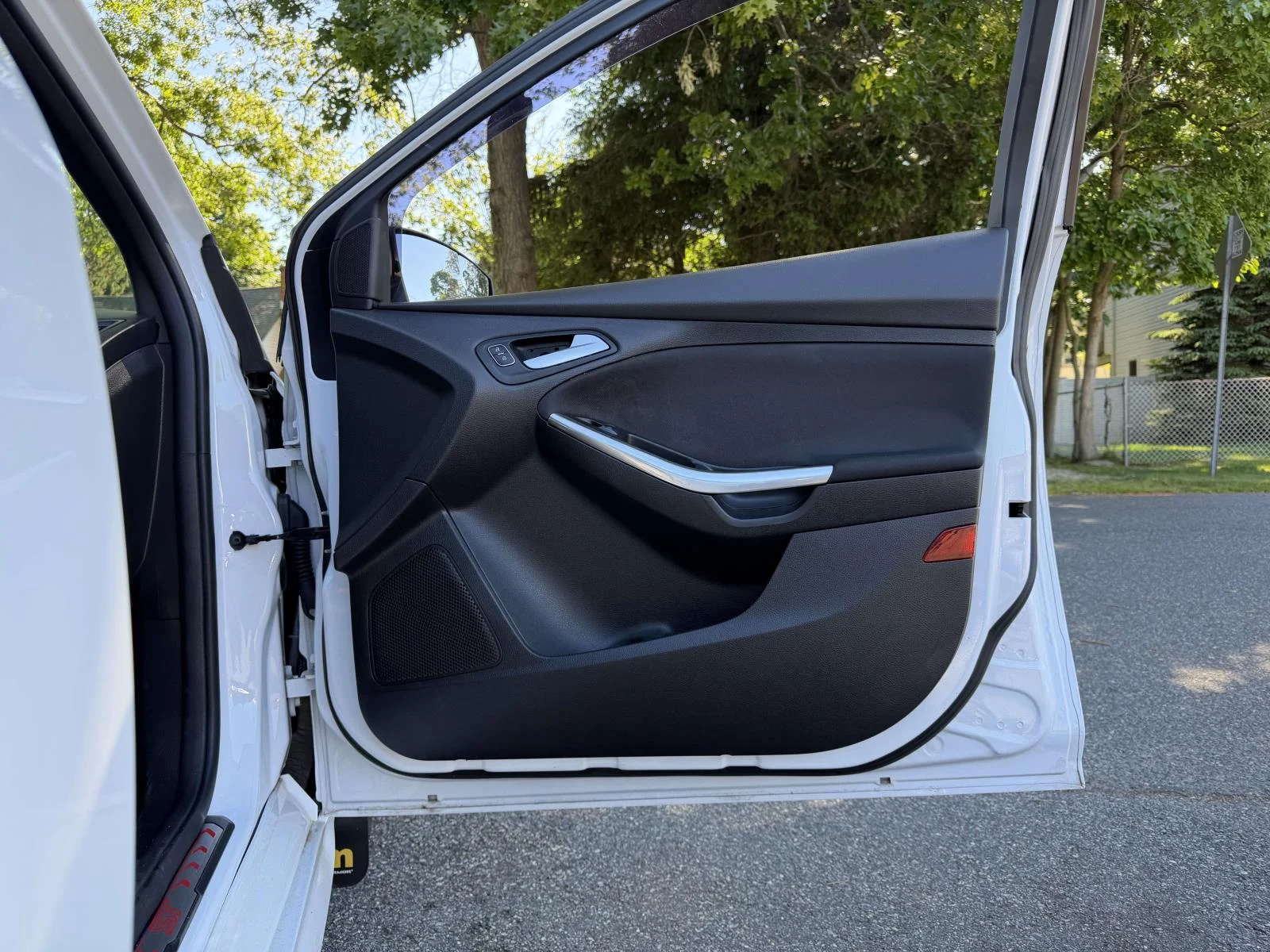 Used 2015 White Ford ST image 13