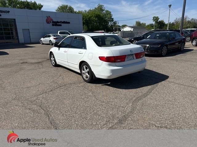 Used 2005 White Honda EX-L image 4