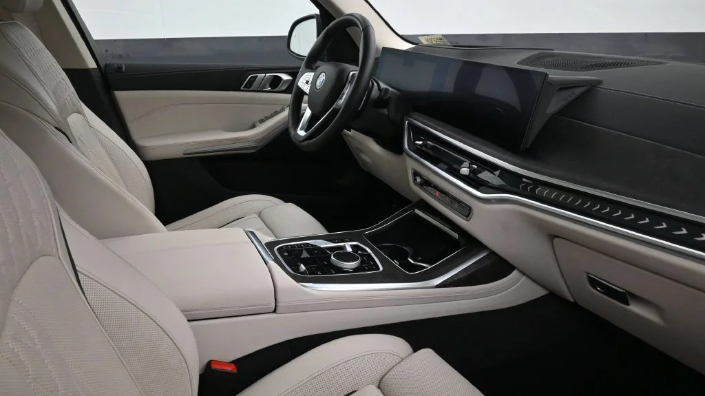 2025 BMW X7 40i - Photo 11