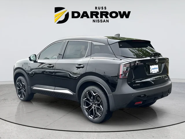 New 2026 Super Black Nissan SR image 3