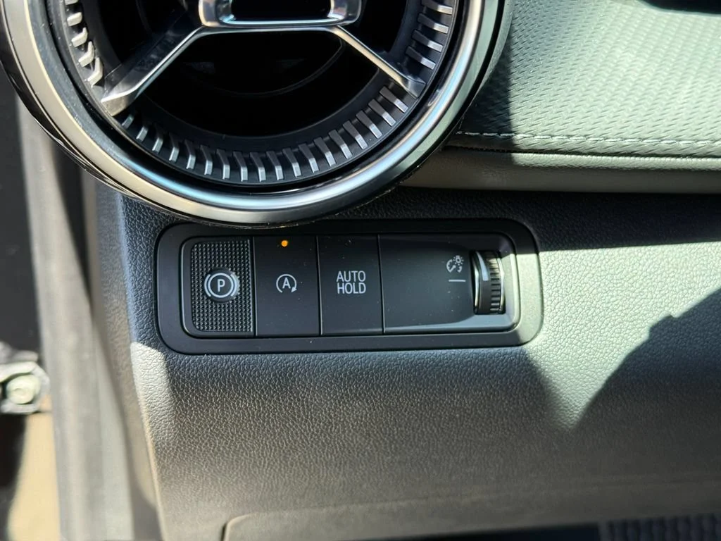 2027 Chevrolet Equinox LT - Photo 14