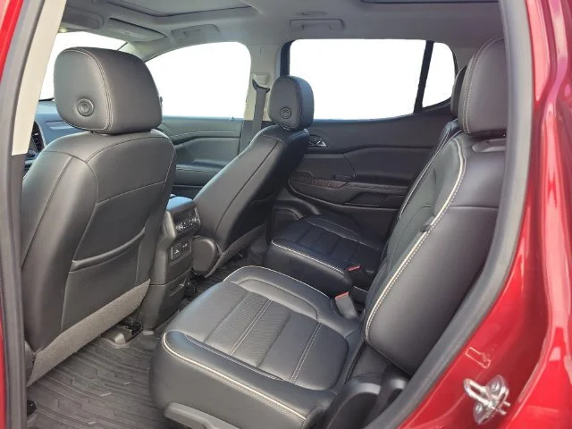 Used 2021 CAYENNE RED TINTCOAT GMC Denali image 29