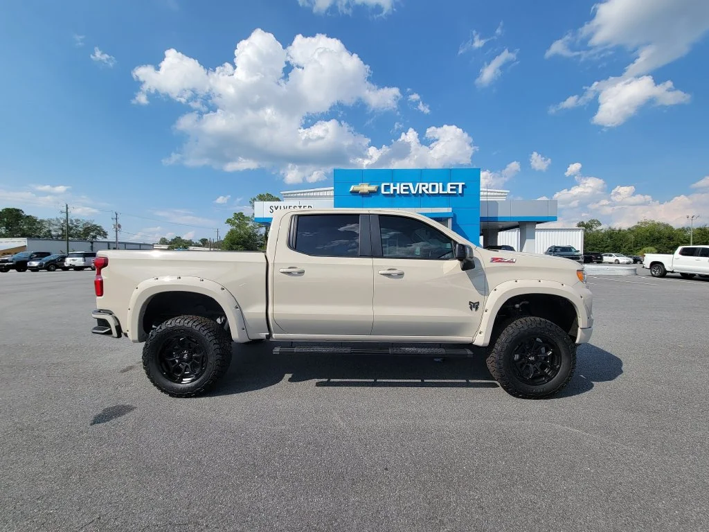 New 2026 White Sands Chevrolet RST image 7