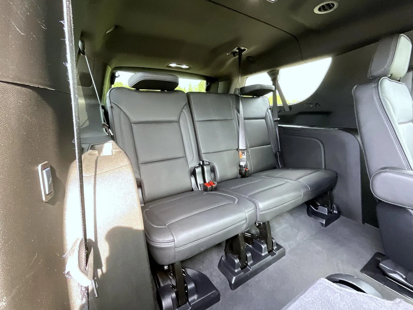 Used 2025 Black GMC Denali image 21