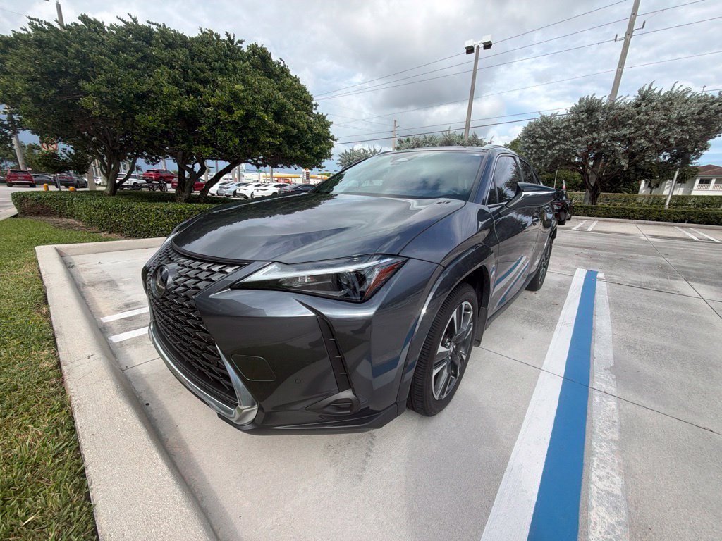 Certified Used 2025 Cloudburst Gray Lexus 300h Premium image 4