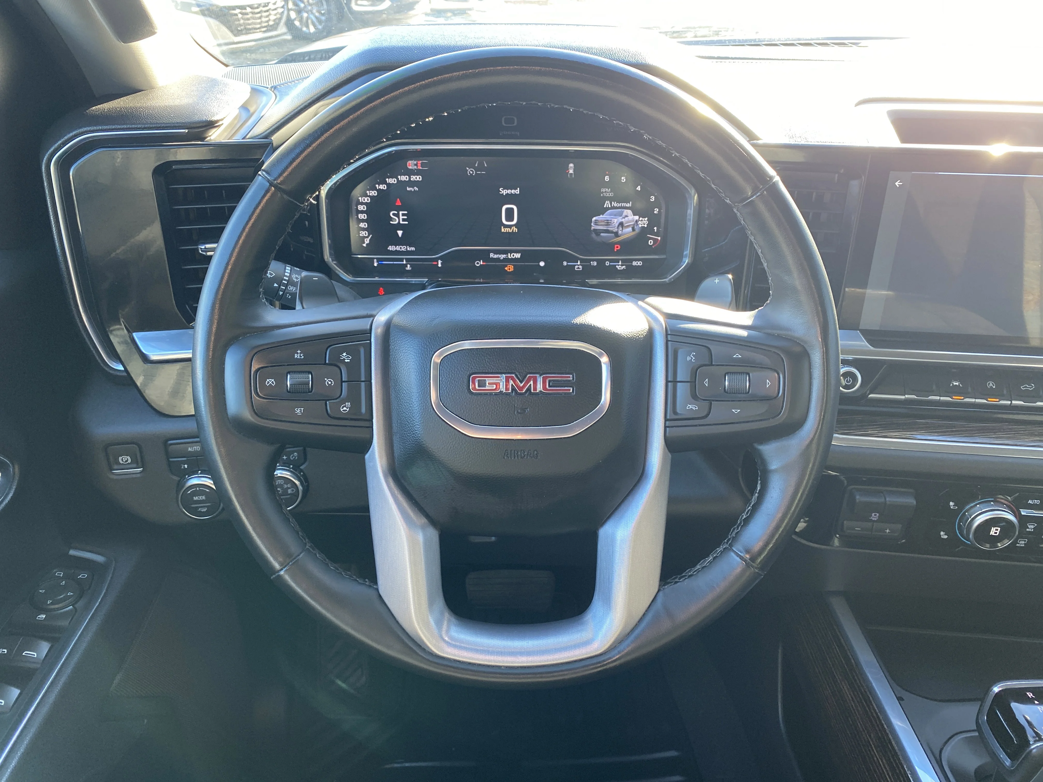 Certified Used 2025 Black GMC Crew Cab Elevation * BUCKETS * 5.3L V8 * image 11