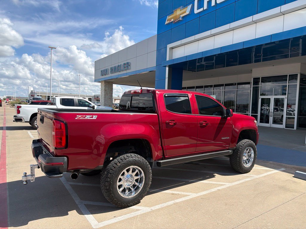 Used 2019 Red Chevrolet Z71 image 2