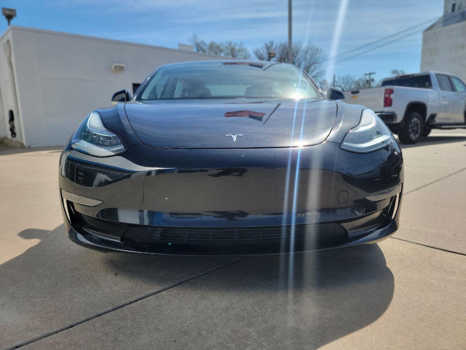 Used 2018 Tesla Model 3 Long Range Dual Motor with VIN 5YJ3E1EB4JF090576 for sale in Haven, KS