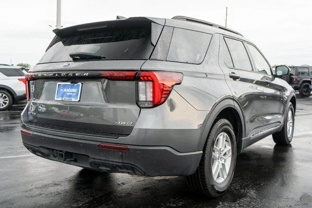 2025 Ford Explorer Active - Photo 6