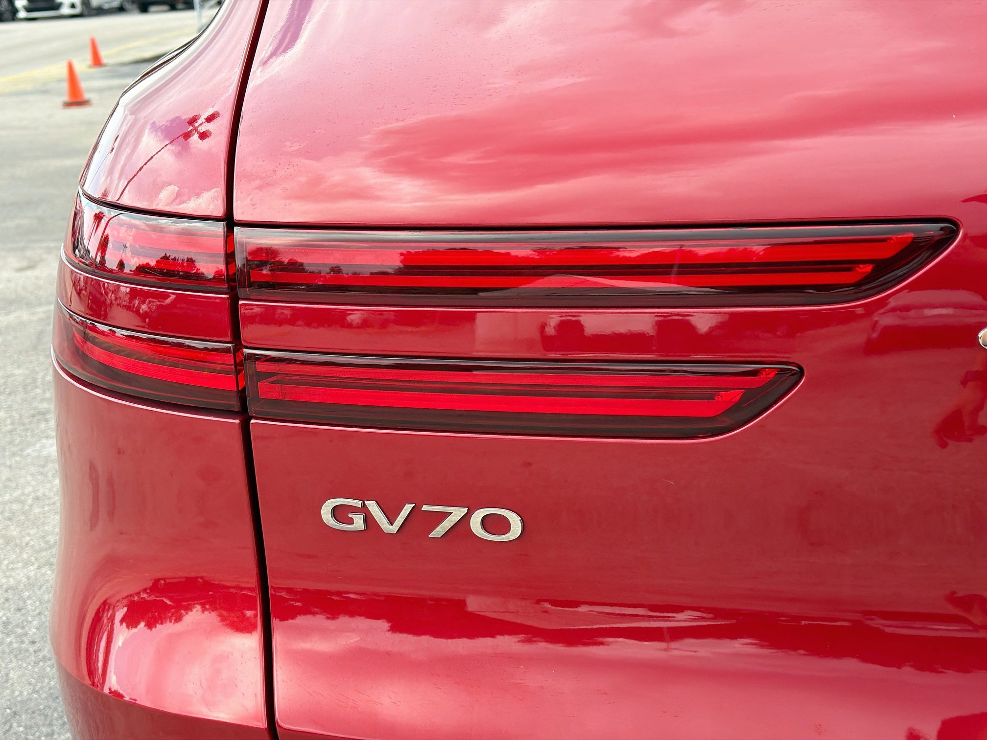 Used 2025 Mauna Red Genesis 2.5T image 10