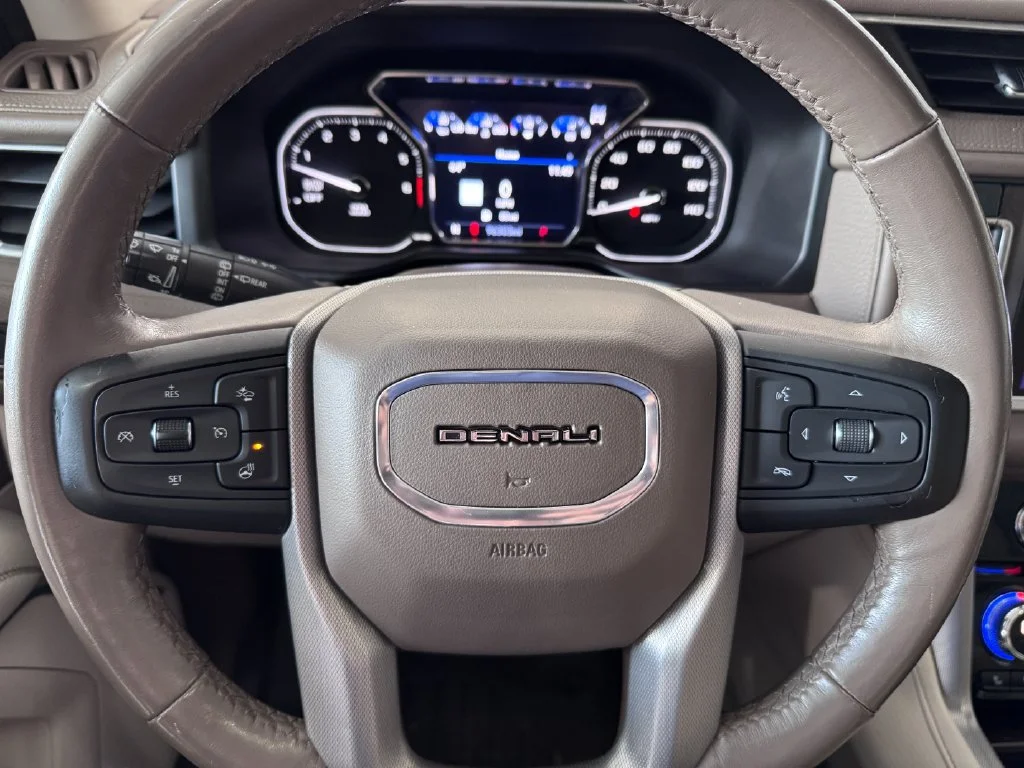 2021 GMC Yukon Denali - Photo 17