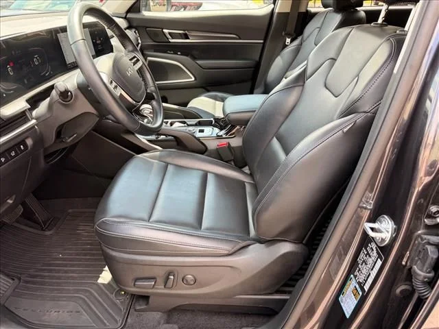 Used 2025 Gray Kia S image 12
