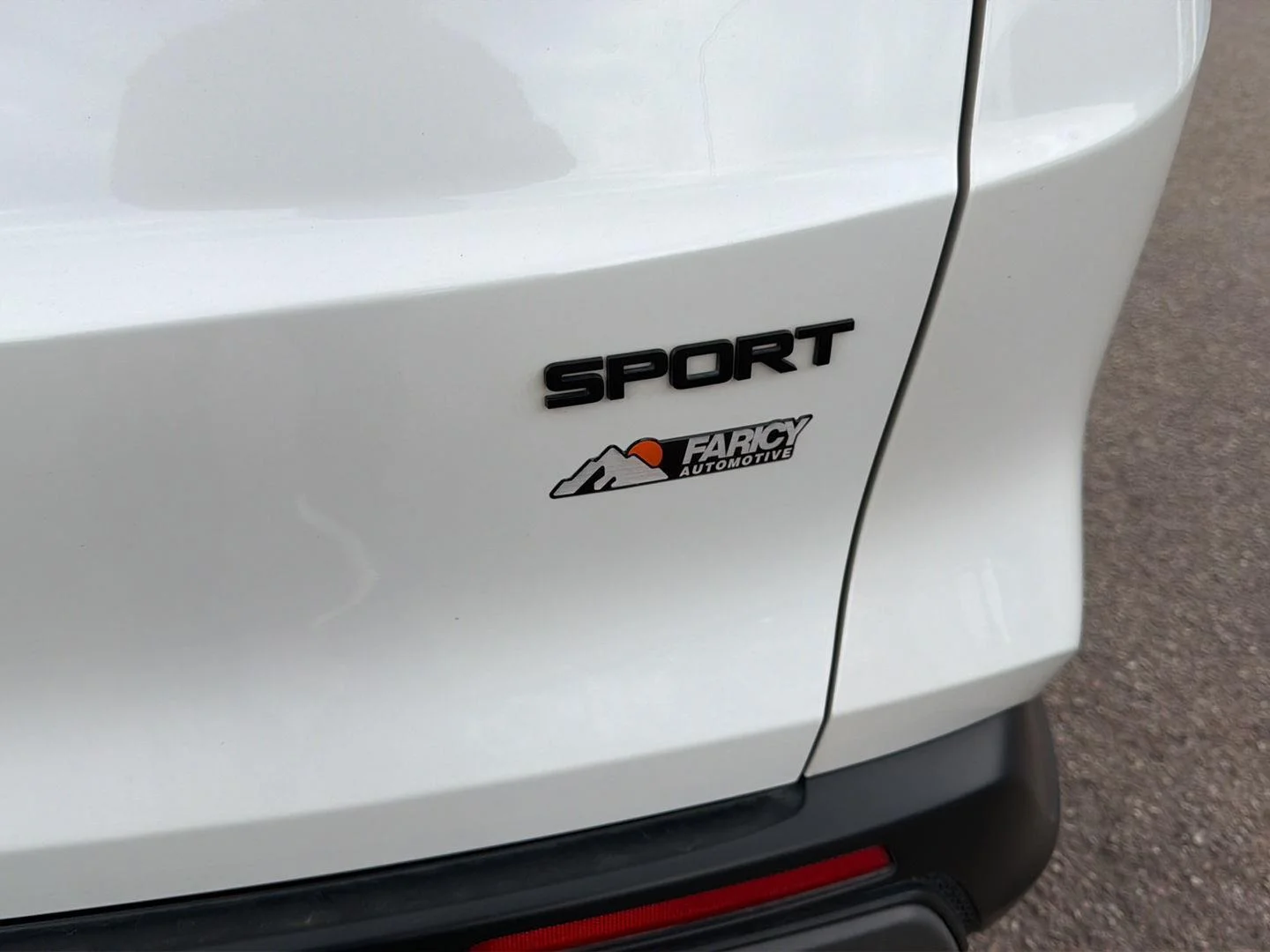 Used 2024 Platinum White Pearl Honda Sport image 9