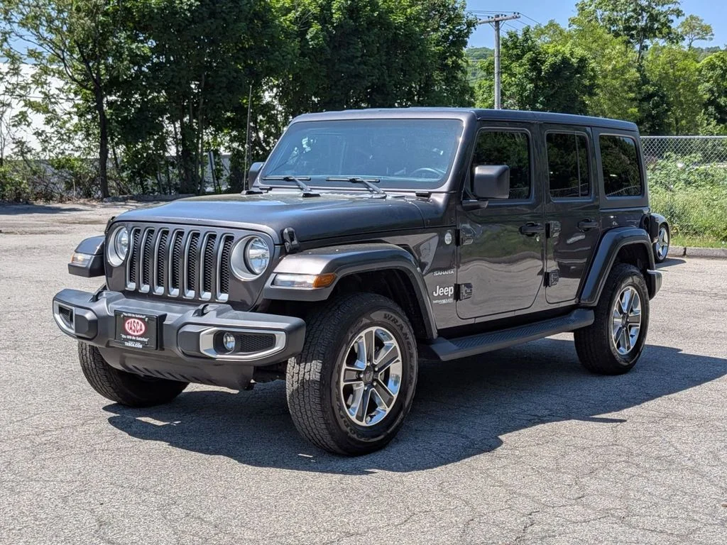 Used 2019 Gray Jeep Unlimited Sahara image 10