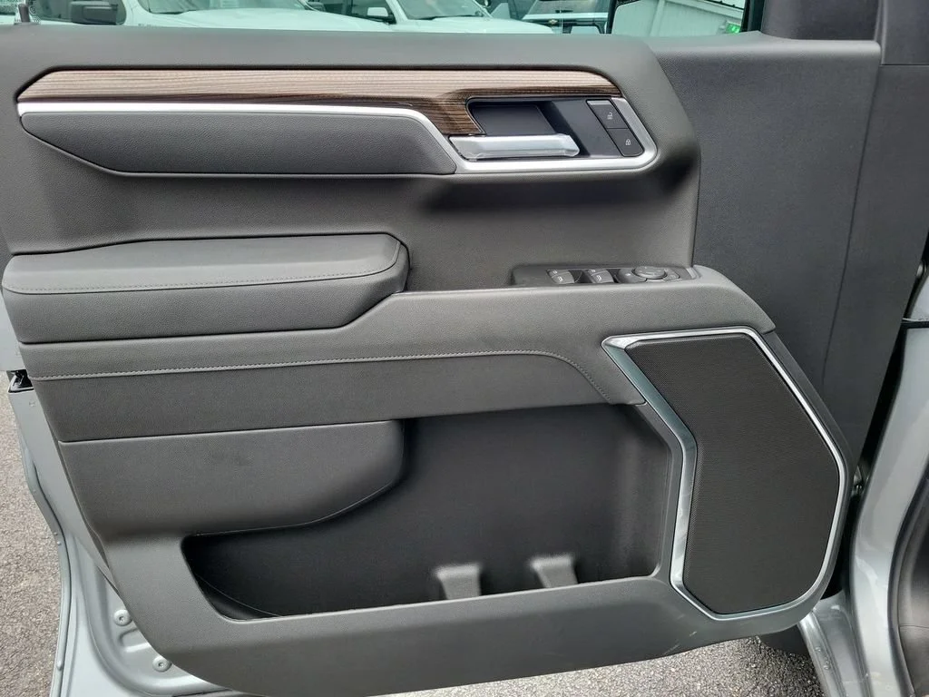 New 2026 Sterling Gray Metallic Chevrolet LT image 14
