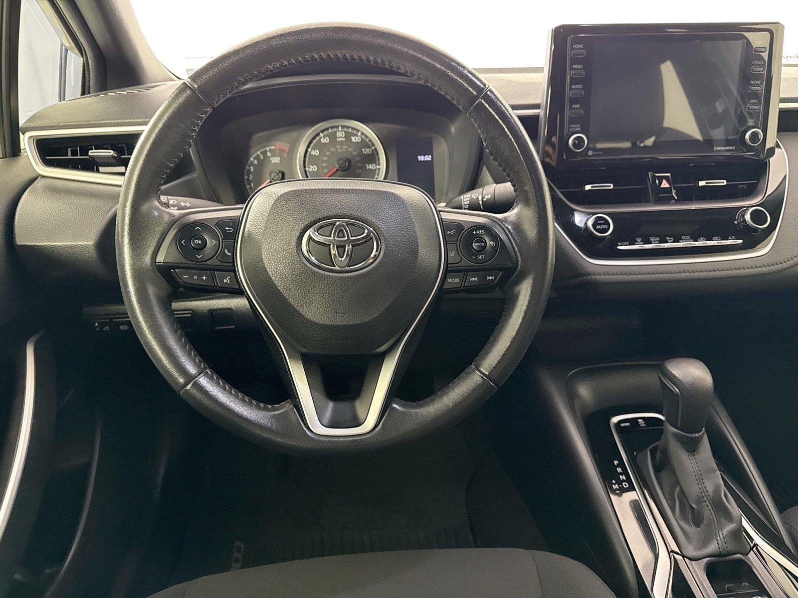 Certified Used 2022 Classic Silver Metallic Toyota SE image 27