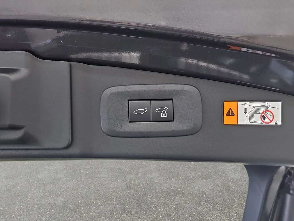 New 2026  Lexus 450e Premium image 12
