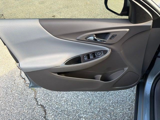 Used 2024 Sterling Gray Metallic Chevrolet LT image 11