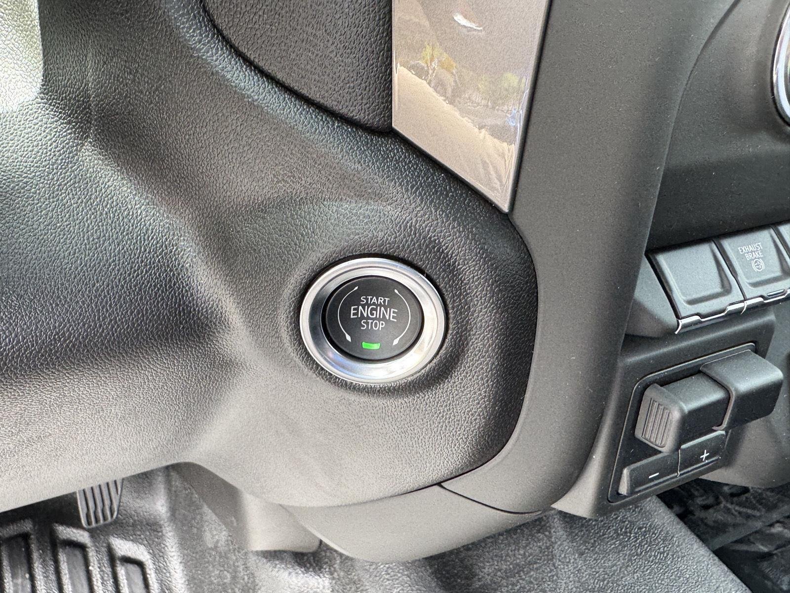2025 GMC Sierra 3500HD Pro - Photo 26