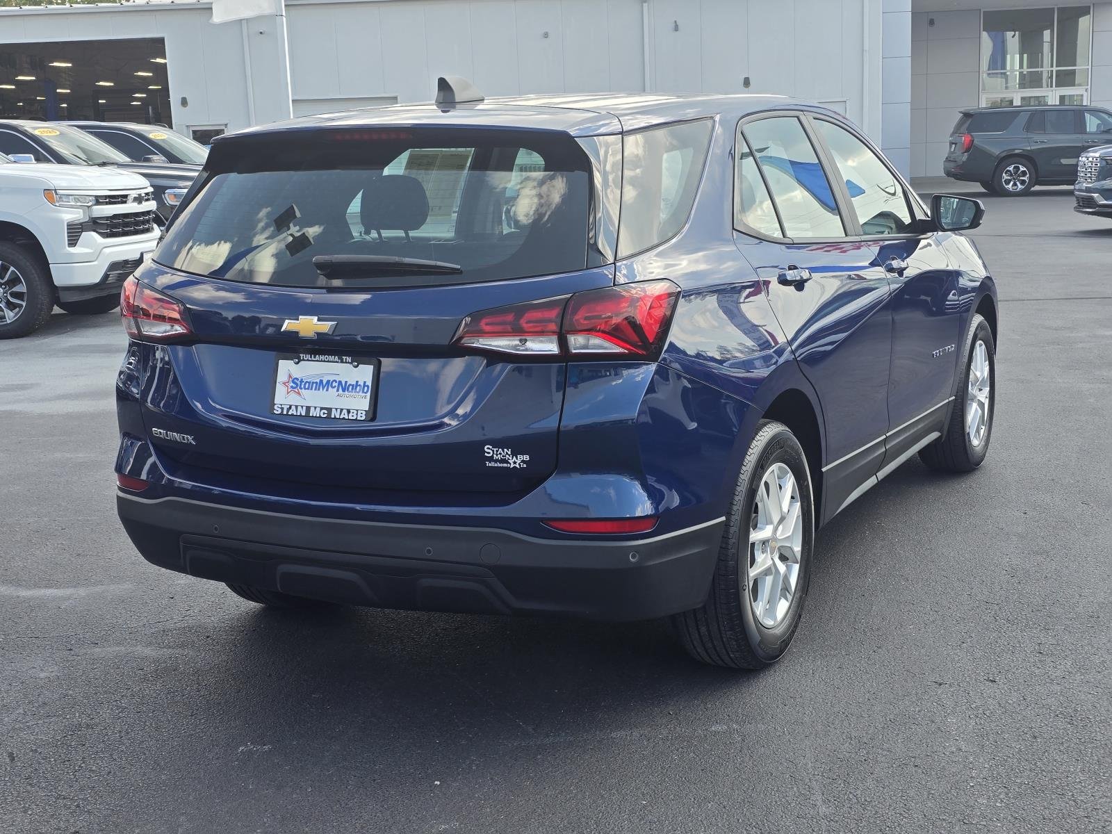 2023 Chevrolet Equinox LS - Photo 7
