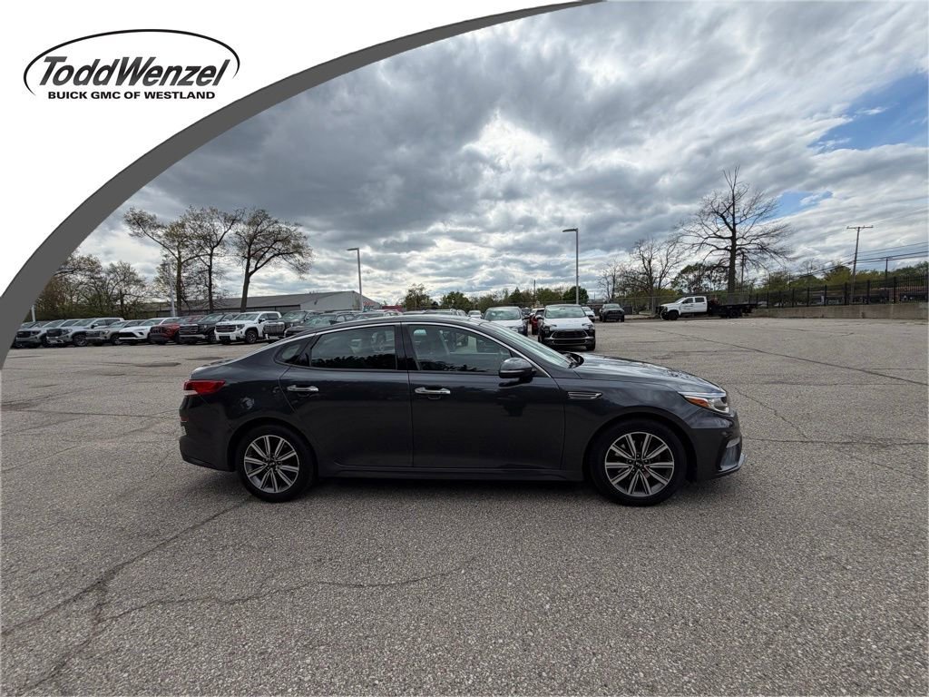 2019 Kia Optima LX AT's photo