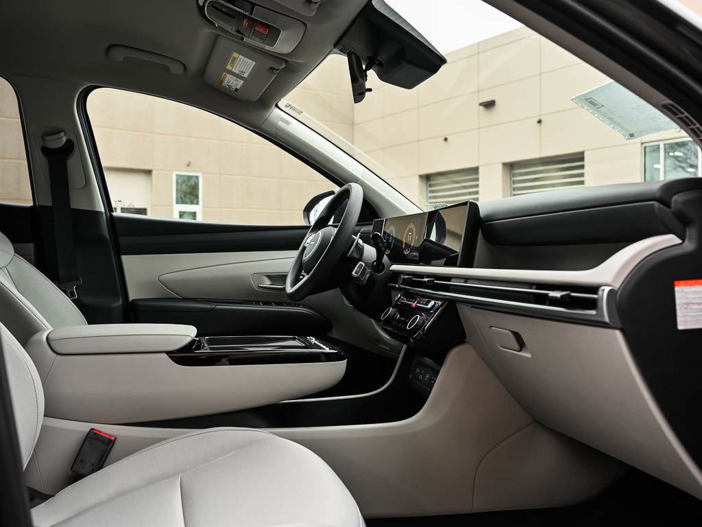 New 2026 Creamy White Pearl Hyundai SEL AWD image 11