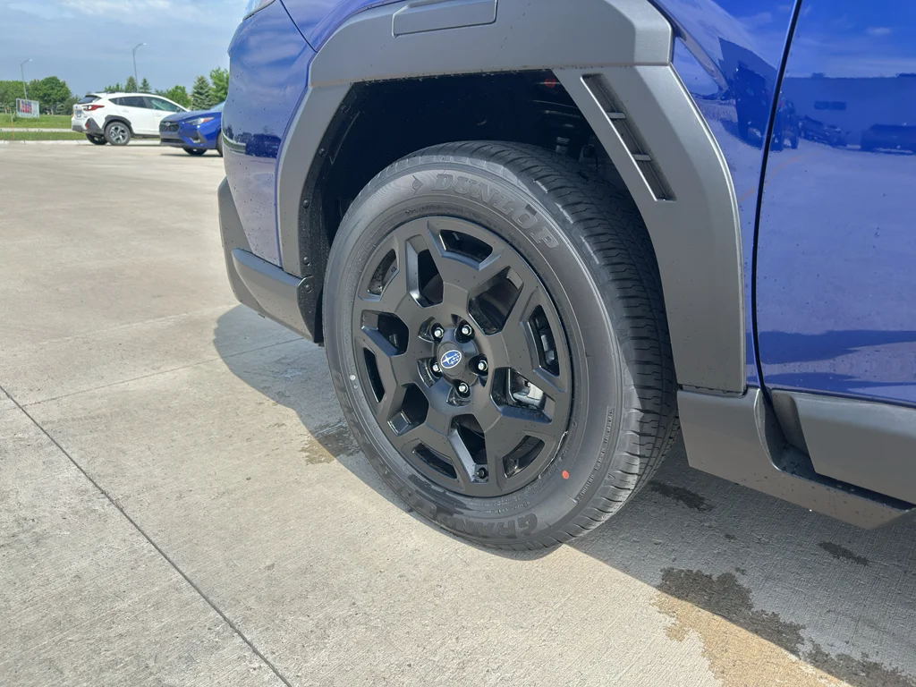 New 2026 SAPPHIRE BLUE PEARL Subaru Limited image 9