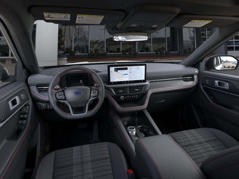 New 2026 Star White Metallic Tri-Coat Ford ST-Line image 9