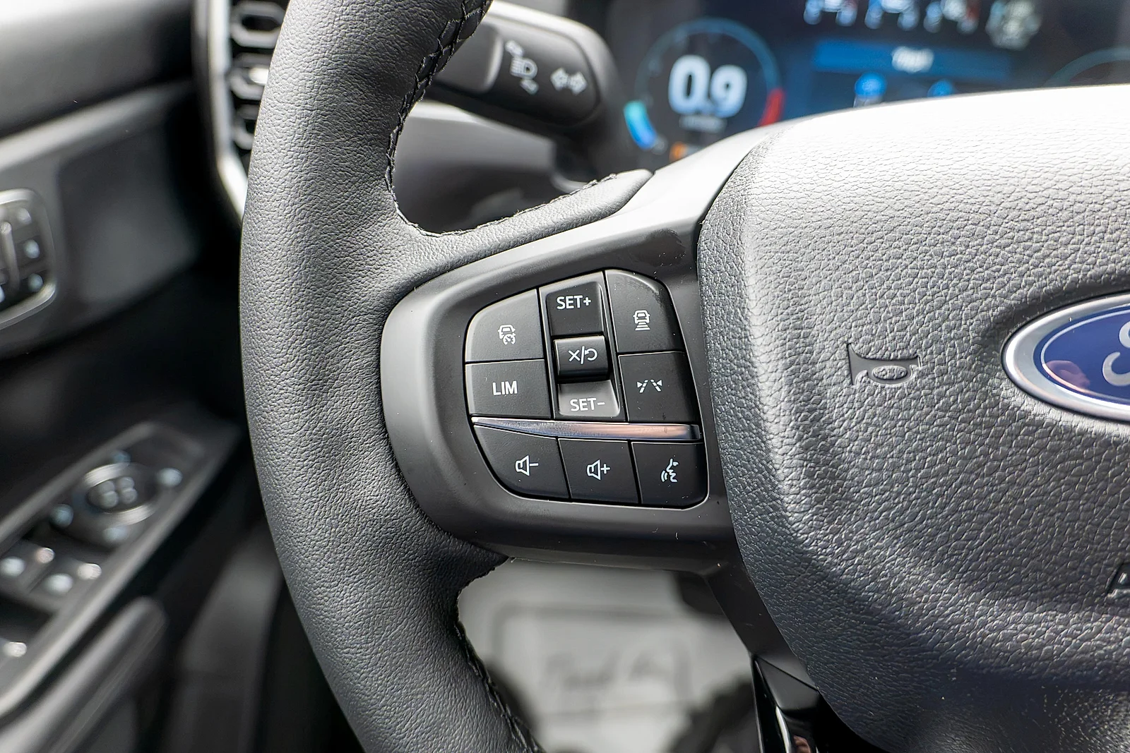 New 2026 Oxford White Ford Lariat® image 16