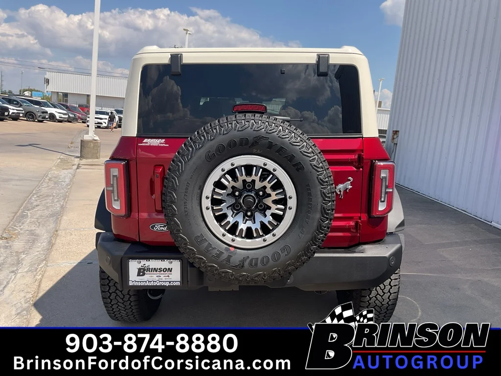 New 2026 Ruby Red Metallic Tinted Clearcoat Ford Outer Banks® image 4